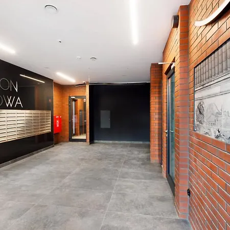 Srodmiescie Bastion Walowa * Гданьск